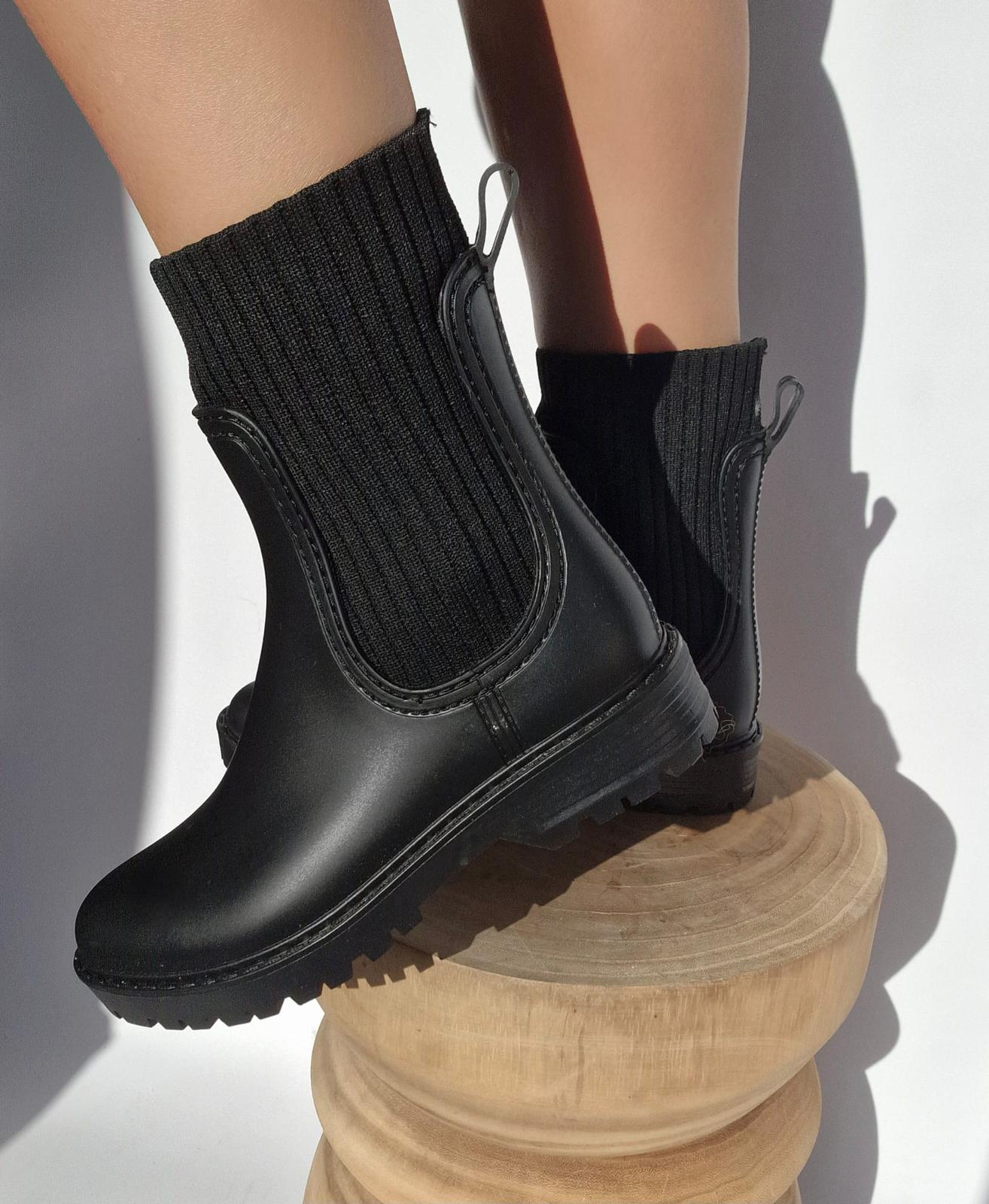 Bottines de pluie chaussette Noir Sandrillonchaussures