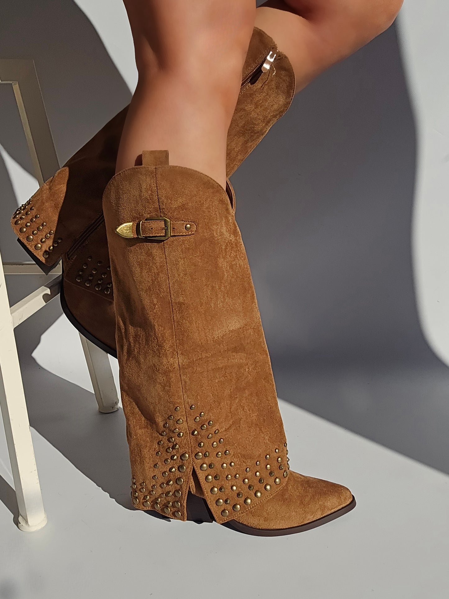 Cowboy boots Socks studded details suede Camel