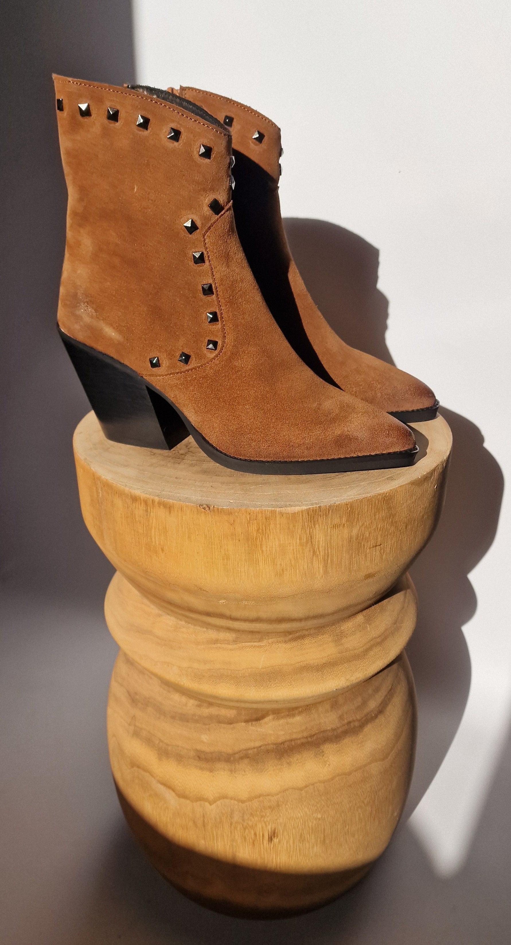 Bottines pointues Semerdjian Camel