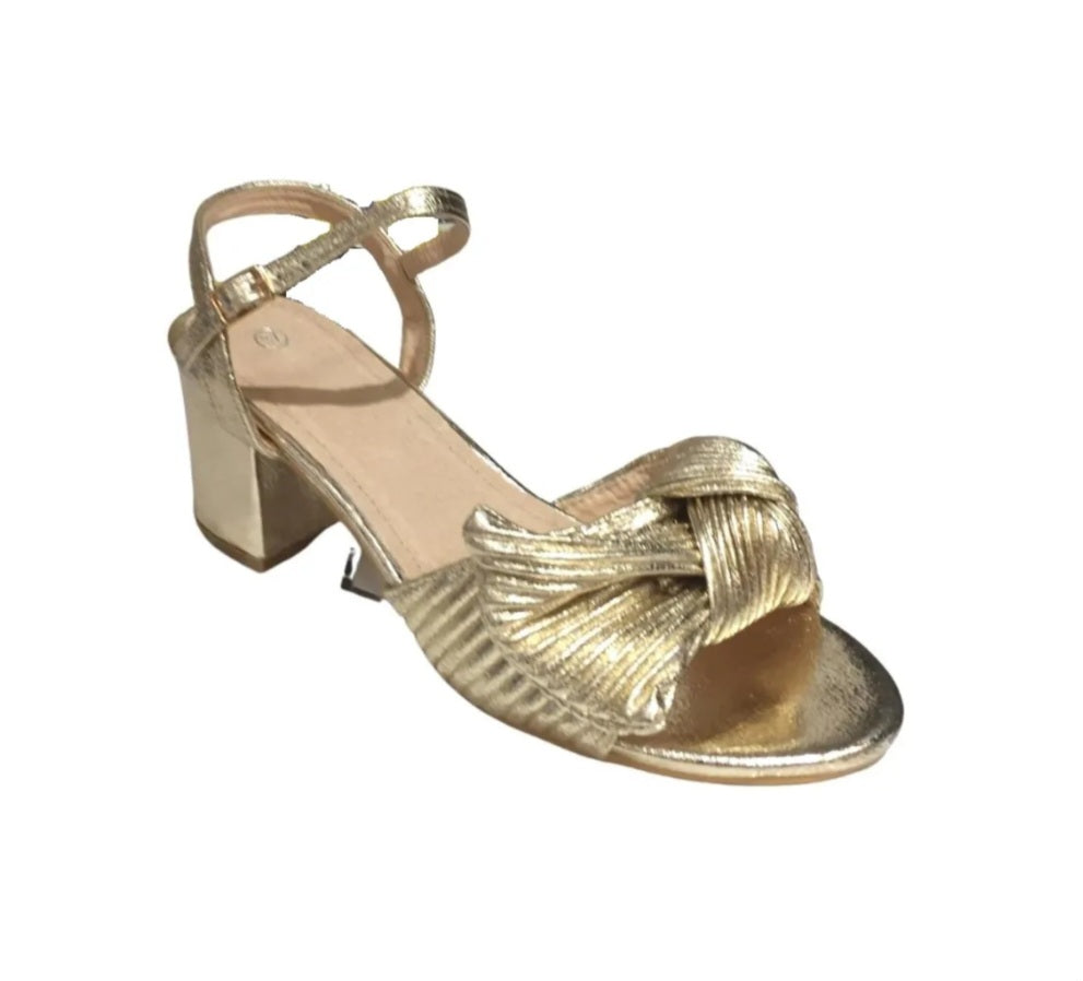 Gold knotted heel sandals