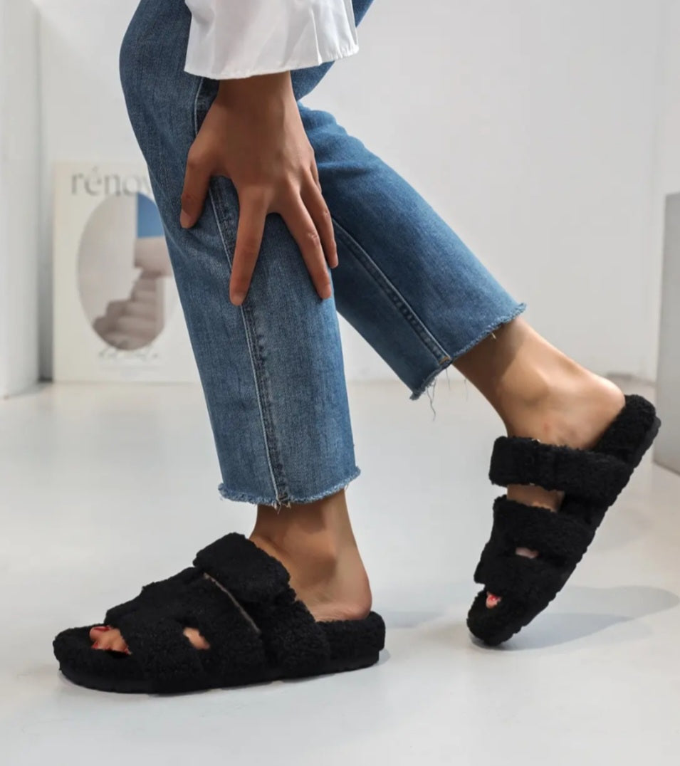 Black Sherpa H Mules 