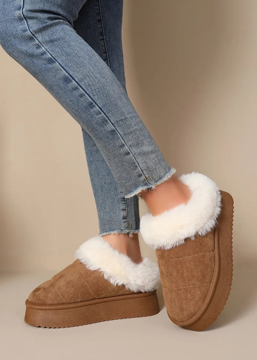 Camel platform slippers