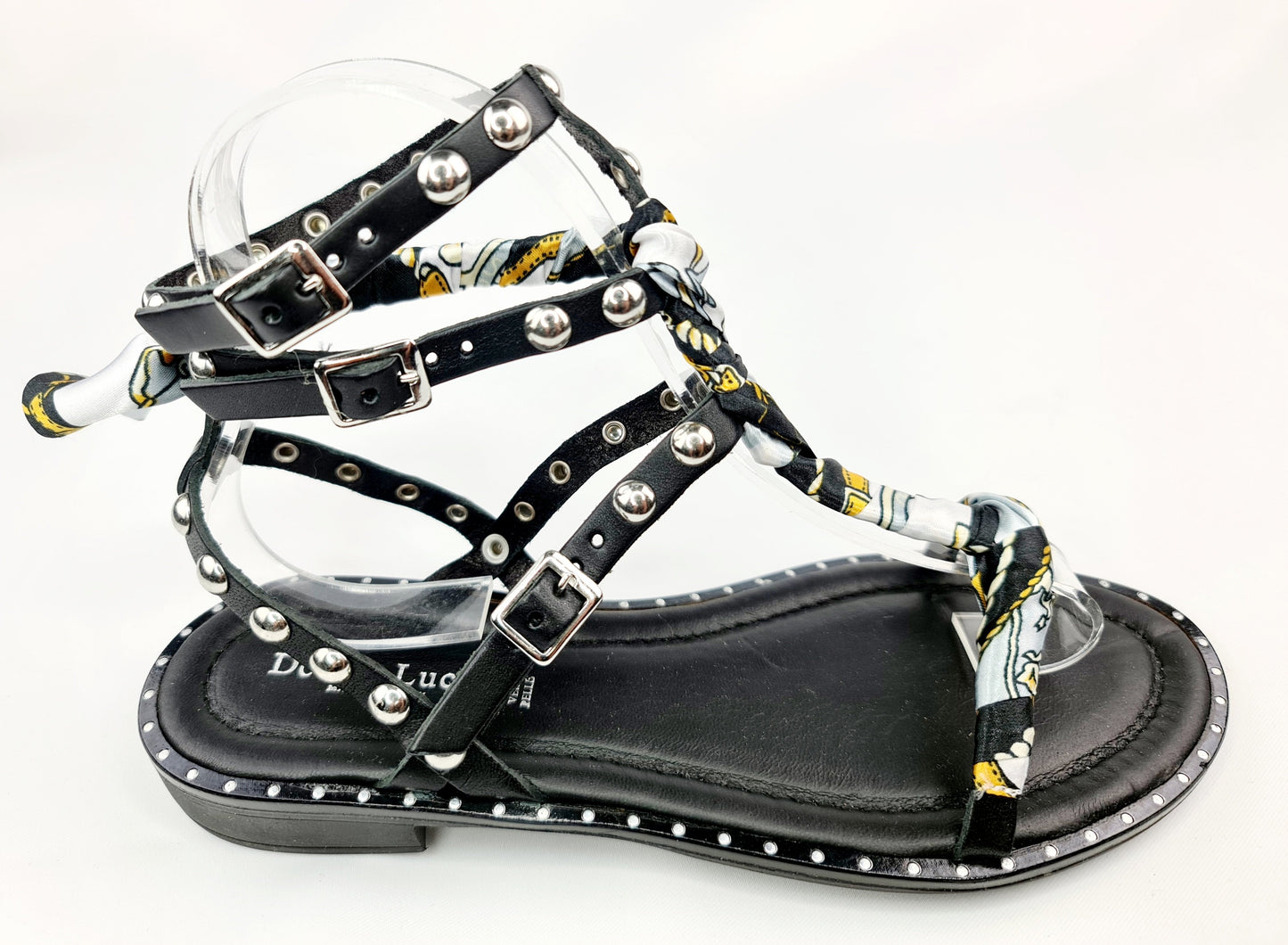 Donna Lucca black round studded scarf sandals