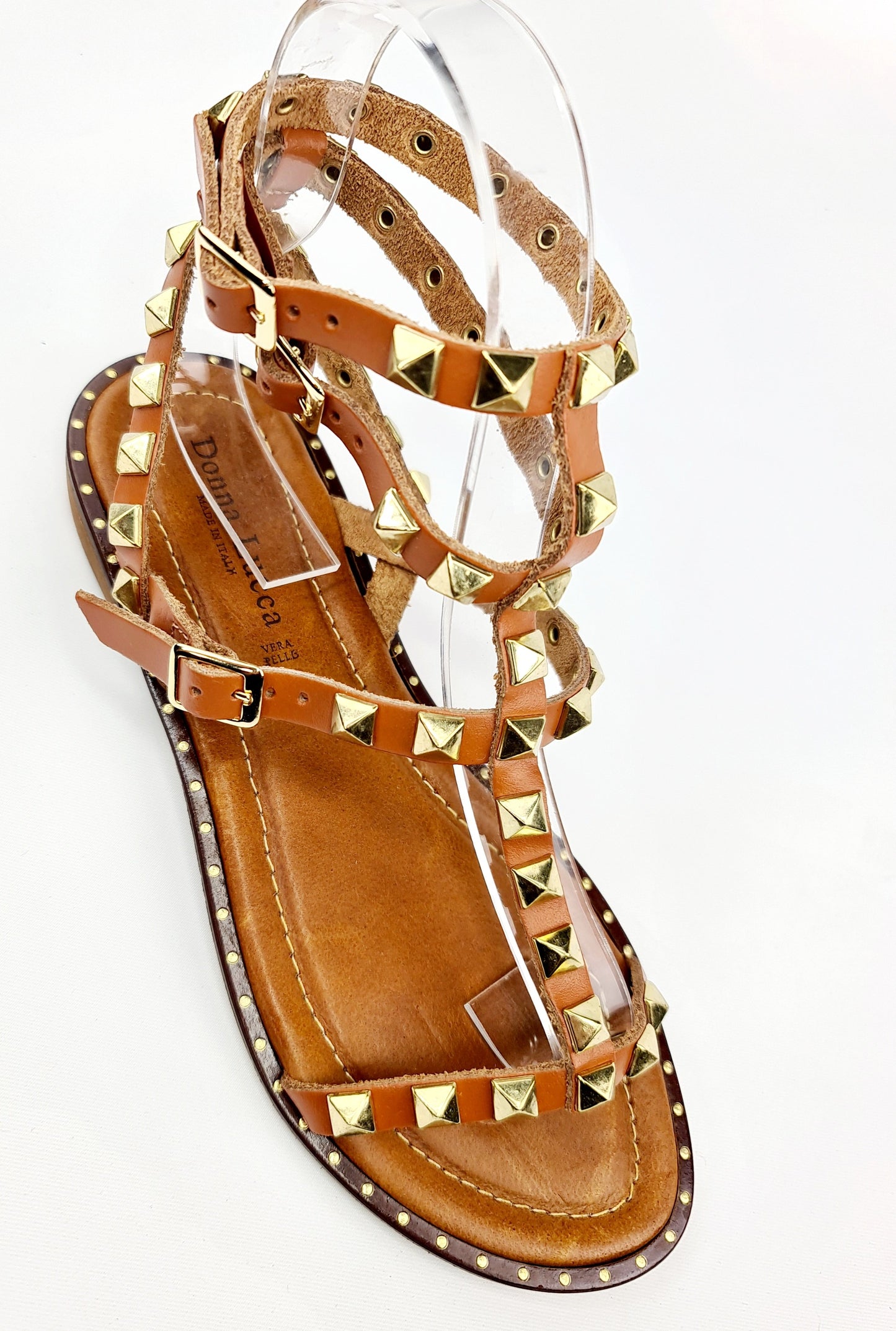 Donna Lucca camel square stud sandals